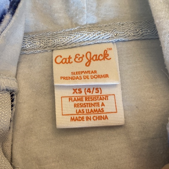 Car & Jack size XS 4-5 robe with hood and sleep romper with hood. Extremely soft - Picture 10 of 10